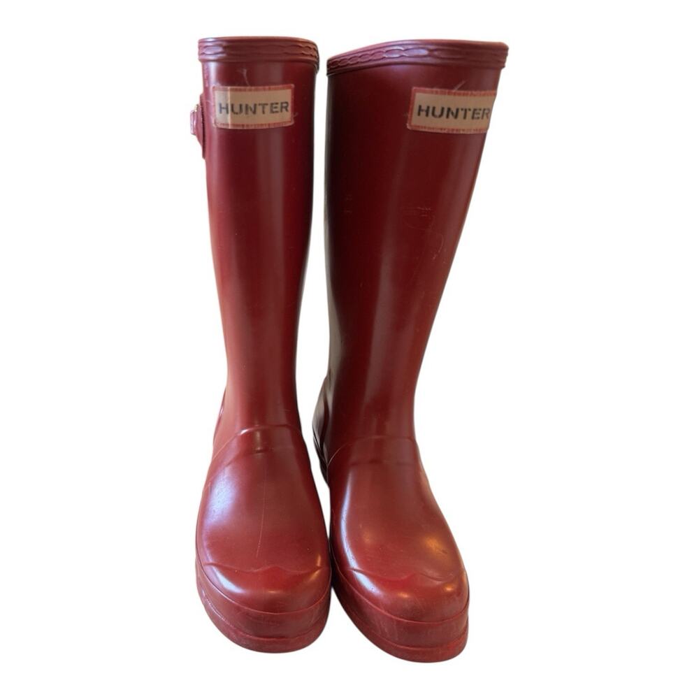 Hunter Original Tall Gloss Rain Boots in the color Military Red, Girls size 2 - Picture 2 of 7